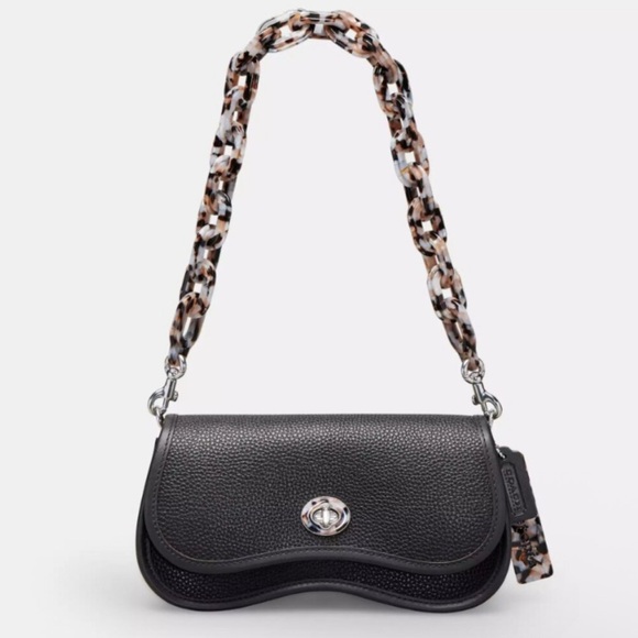 Coachtopia Handbags - Coach NWT Wavy Dinky Bag In Coachtopia Leather